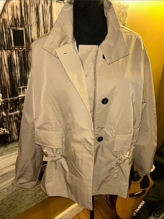Lulus Jackets & Blazers - Lulu's Light Beige Trench Coat with Drawstring Waist